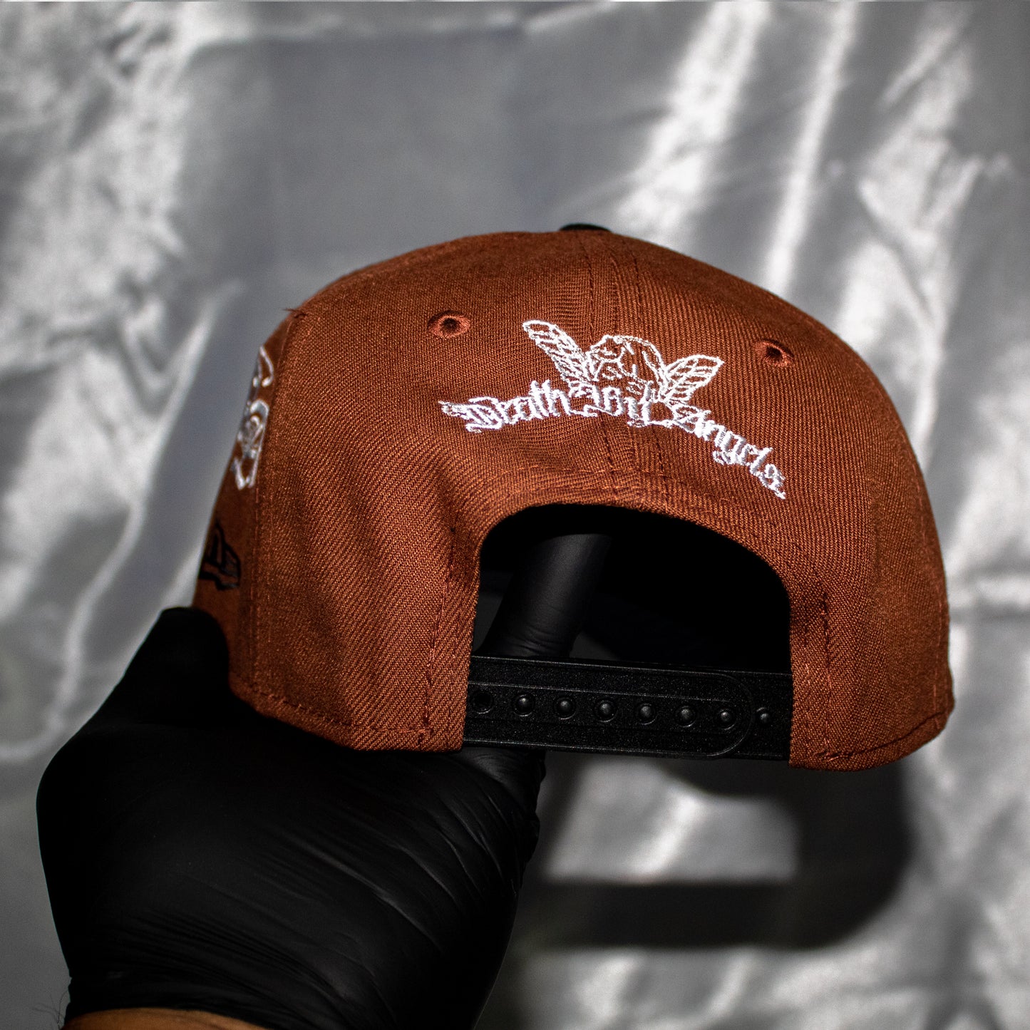 DBA Chicago White Sox BROWN/RED/BLACK (A-FRAME)